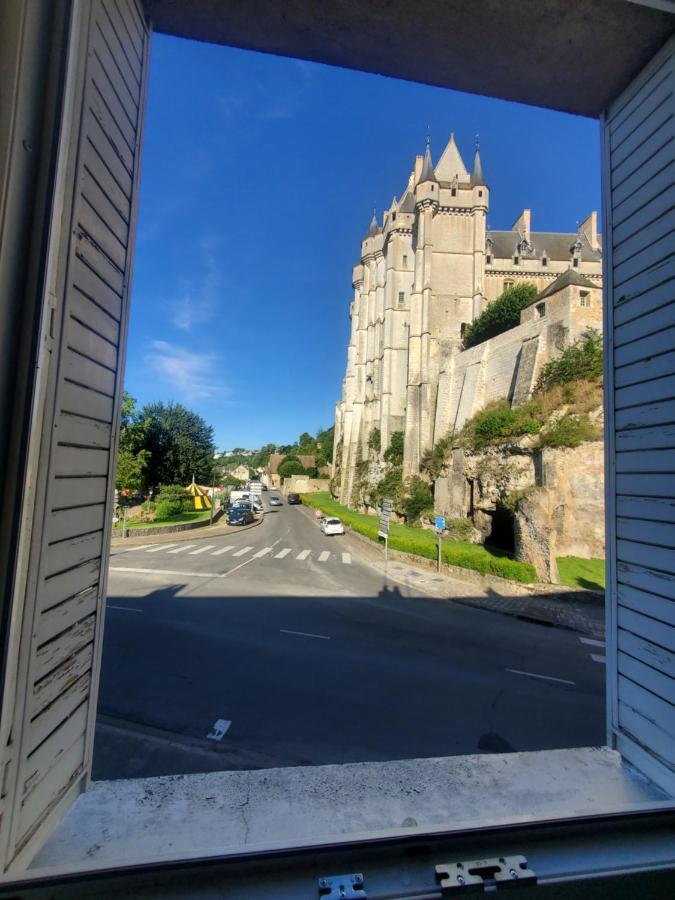 Maison Au Pied Du Chateau Châteaudun Esterno foto